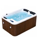 Jacuzzi Model 6150 2-Person spa with Recliner