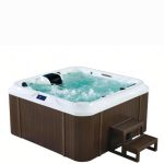 Jacuzzi Model 6210 - 5-Person Spa with recliner